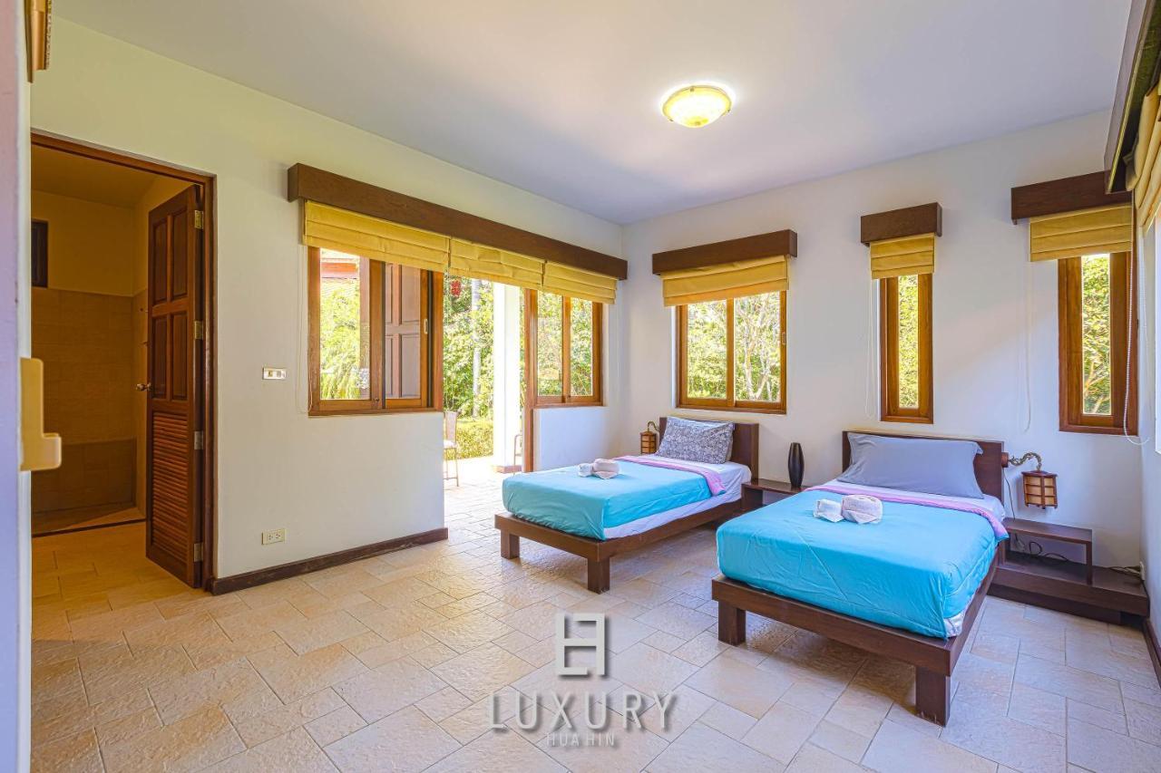 5 Bedroom Bali Style Mansion Wl2 ホアヒン郡 エクステリア 写真