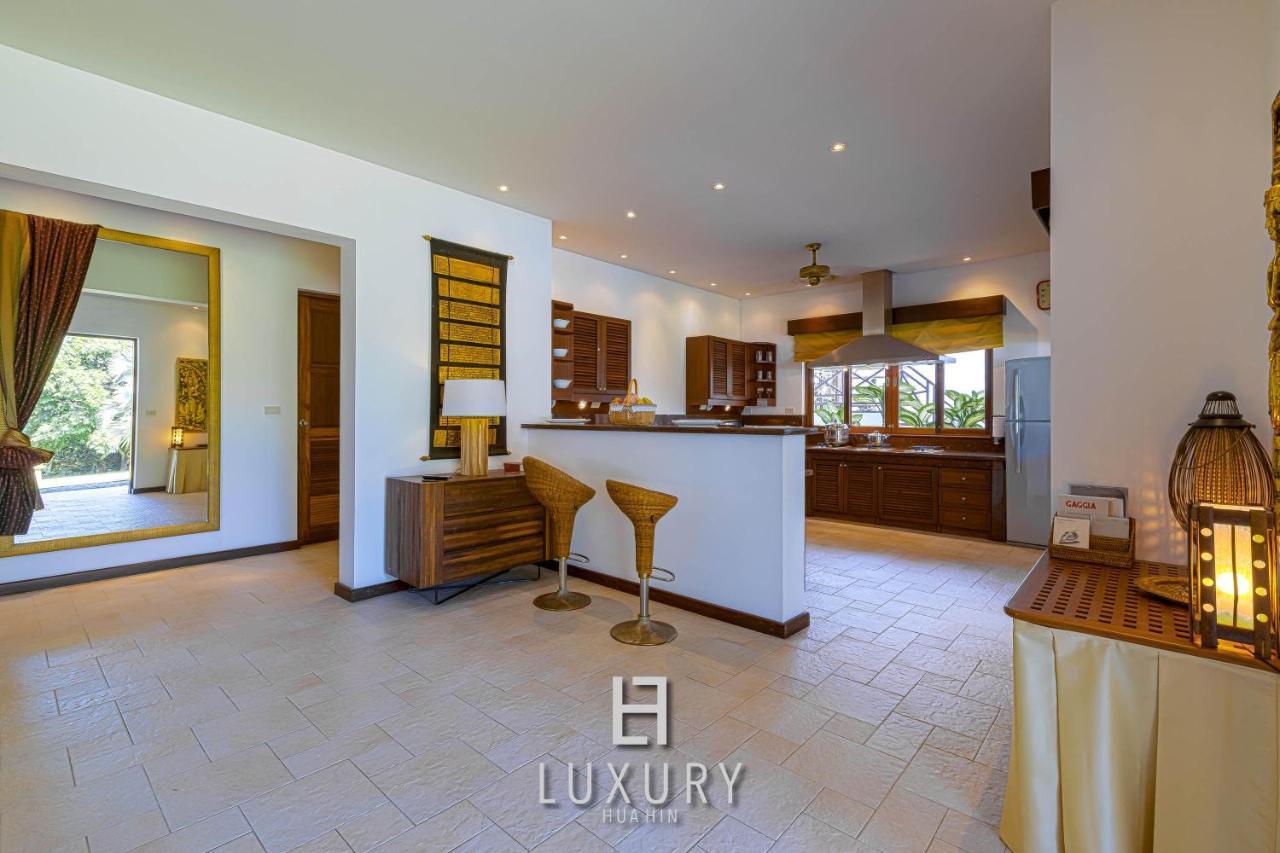 5 Bedroom Bali Style Mansion Wl2 ホアヒン郡 エクステリア 写真